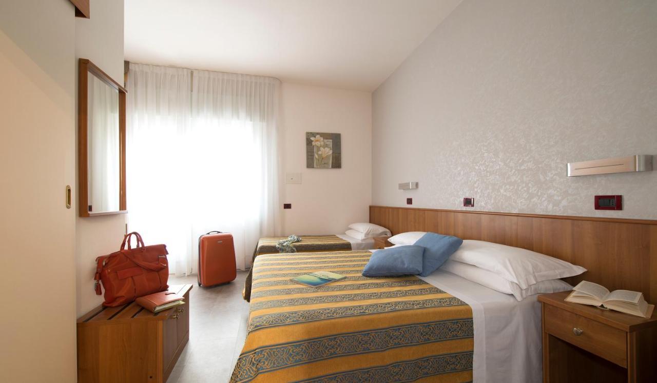 Hotel Pillon Bibione Exteriér fotografie